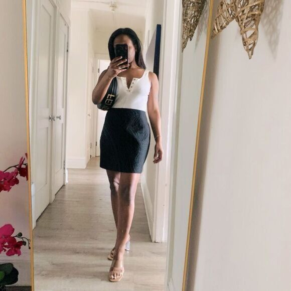 TAHARI MINI SKIRT - Picture 2 of 12